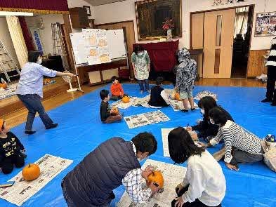 北和気ハロウィンランタンづくりの画像