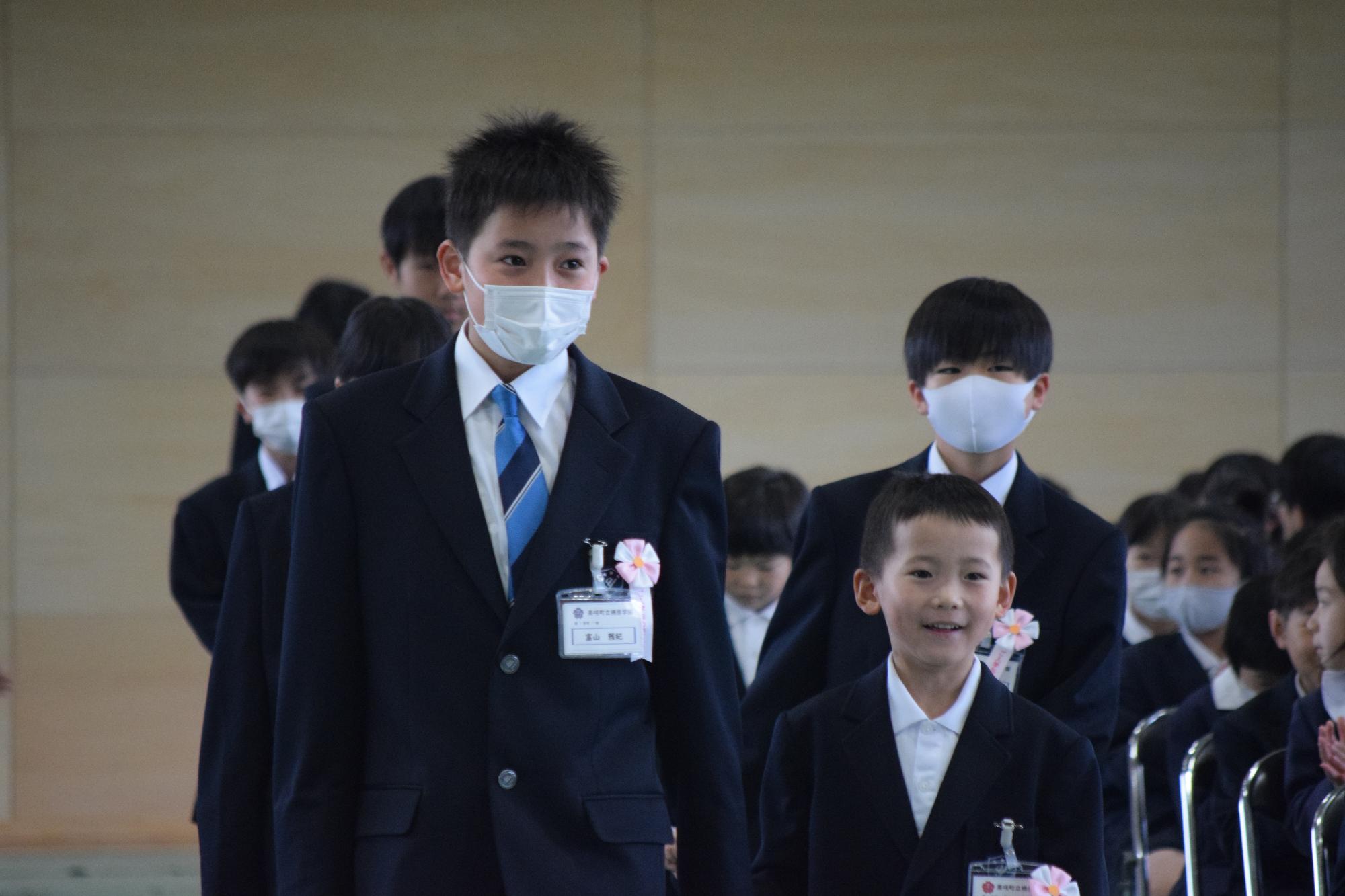 柵原学園入学式の画像