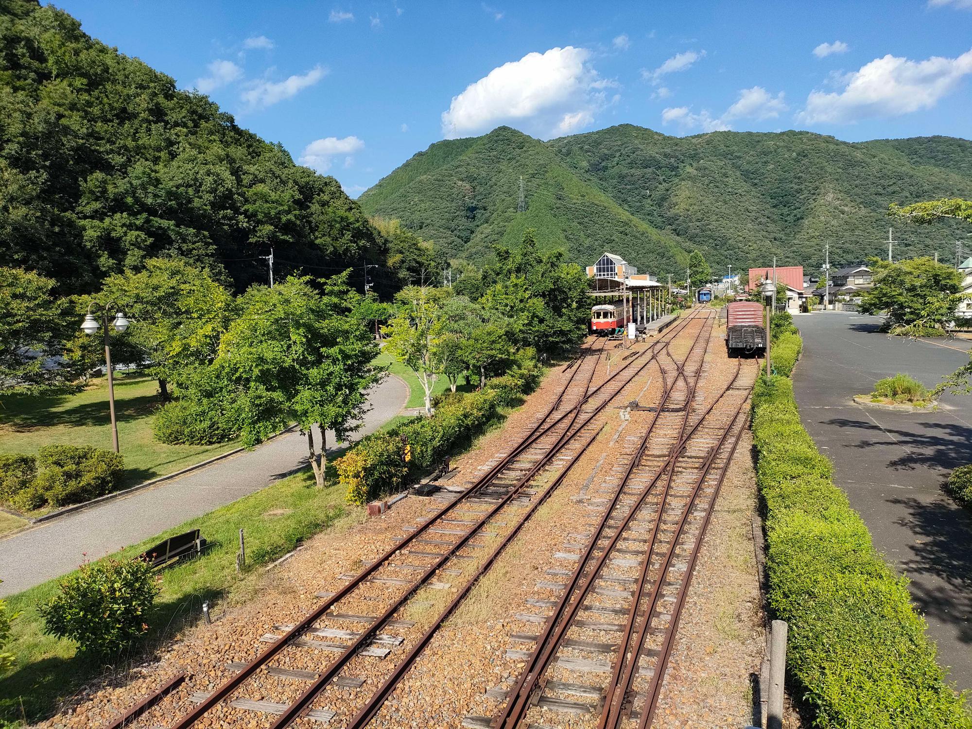 柵原ふれあい鉱山公園線路の画像
