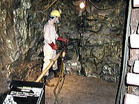 当時の採掘の様子が見られる採掘展示コーナーの写真