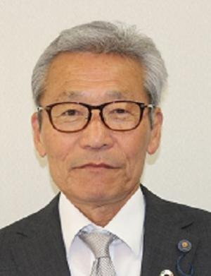 左居 喜次 氏の正面写真